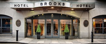 brooks hotel