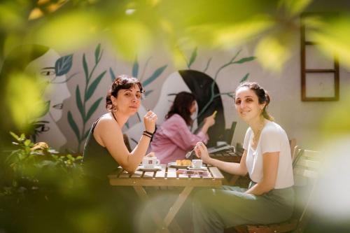 tomato urban retreat