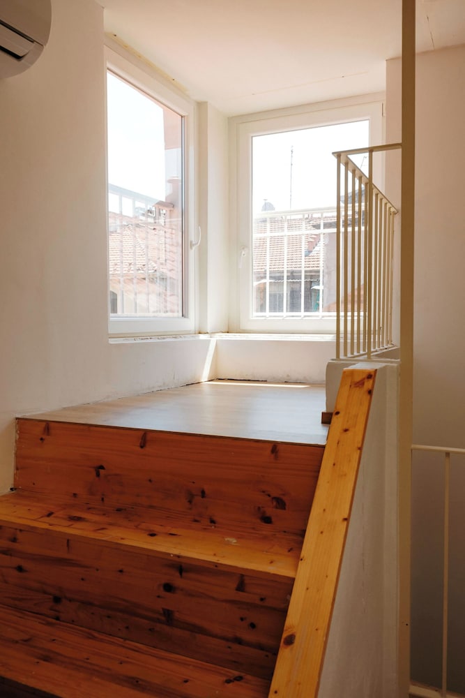 tomato urban retreat