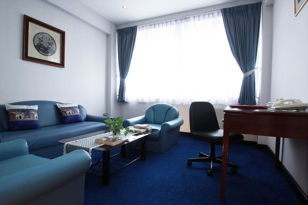 ymca international hotel