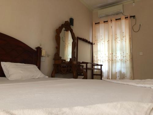 mount house hotel