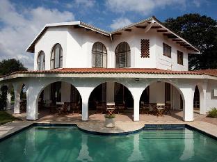 Bizafrika Guest Lodge & Conference Center,Durban>>Berea,4 star