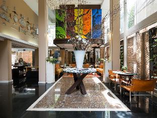 silom convent garden