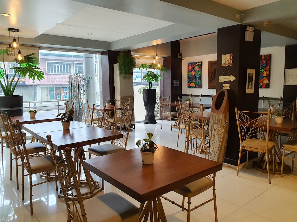 festive hotel makati