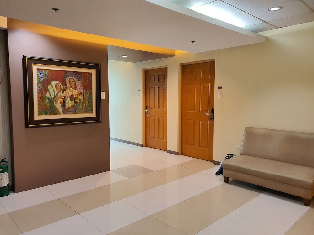 festive hotel makati