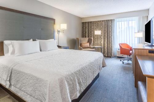 hampton inn eau claire