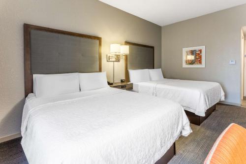 hampton inn eau claire