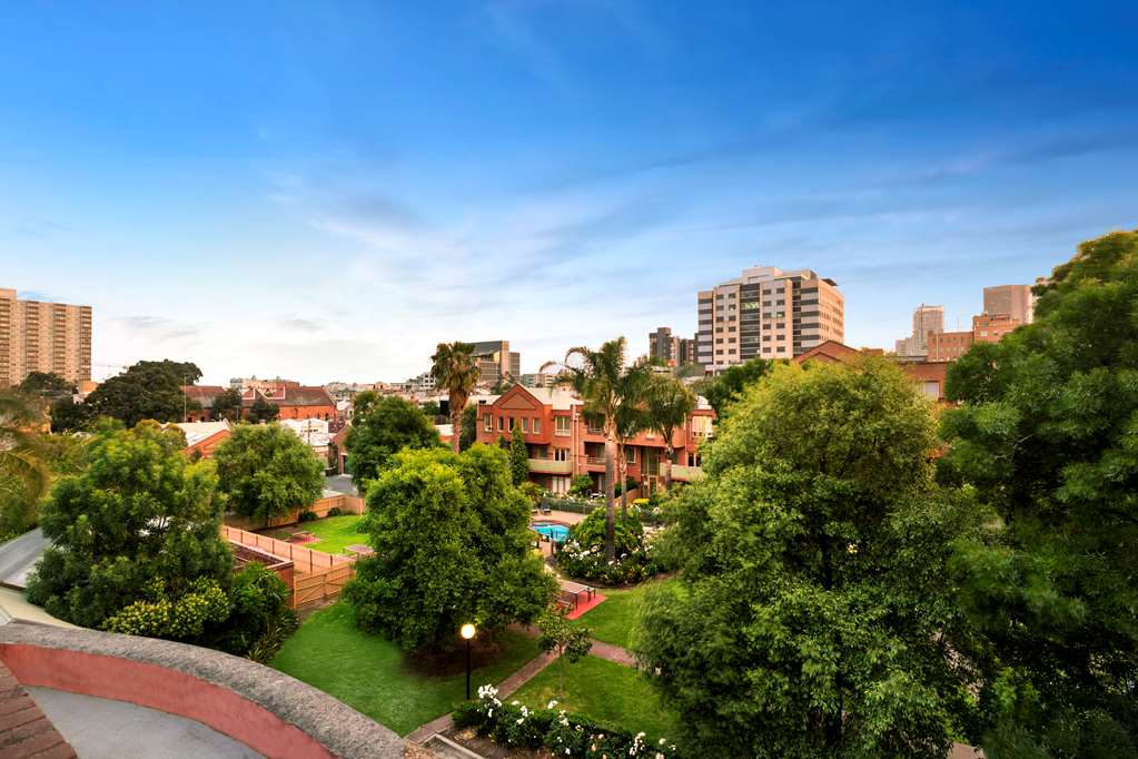 comfort apartments royal gardens