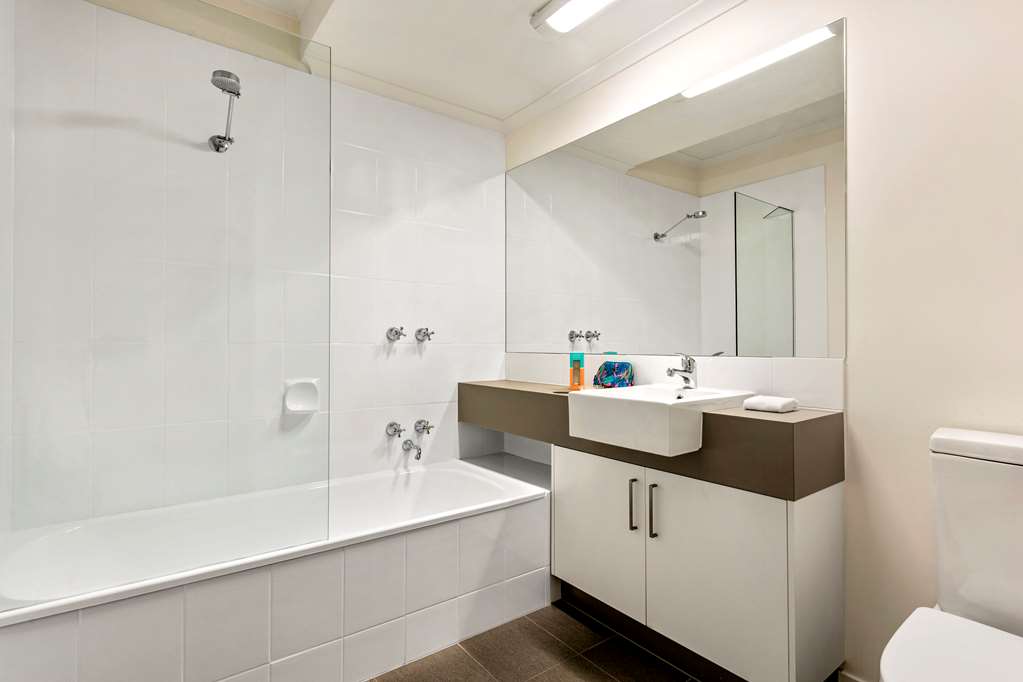 comfort apartments royal gardens