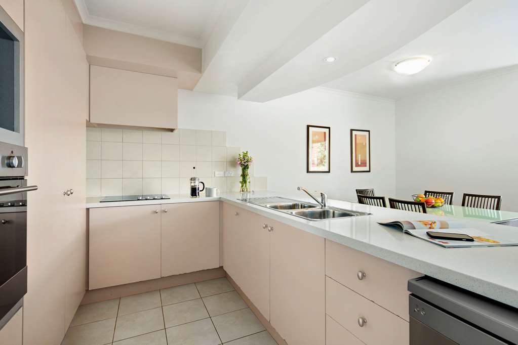 comfort apartments royal gardens