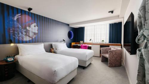hotel indigo sydney potts point by ihg