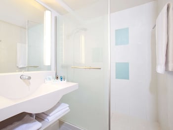 novotel edinburgh park