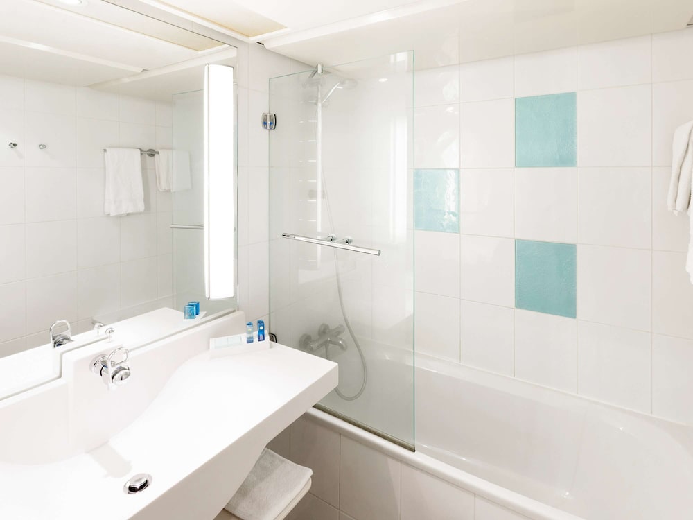 novotel edinburgh park