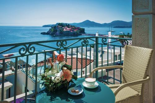 hotel azimut