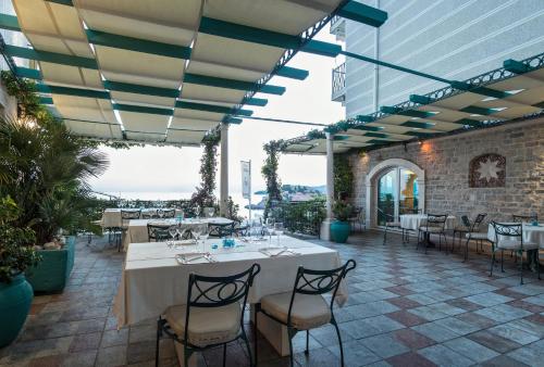 Hotel Azimut,Budva>>Becici,5 star