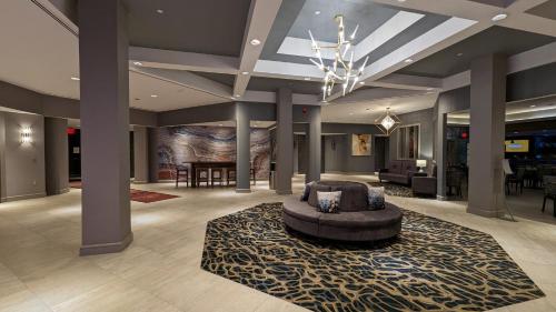 crowne plaza edison by ihg