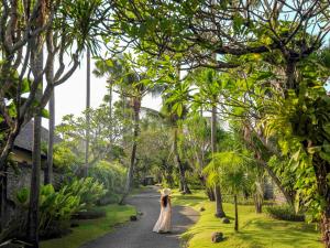 Peppers Seminyak,Denpasar>>Bali,5 star