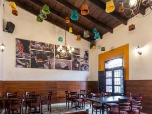 hotel casa real del cafe