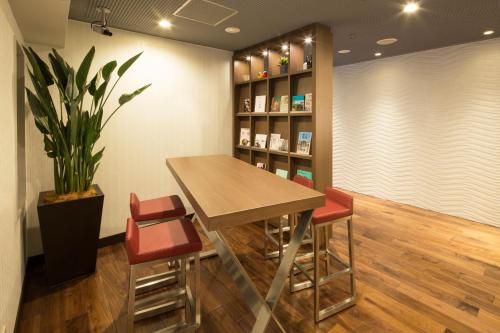 hotel mystays shinsaibashi