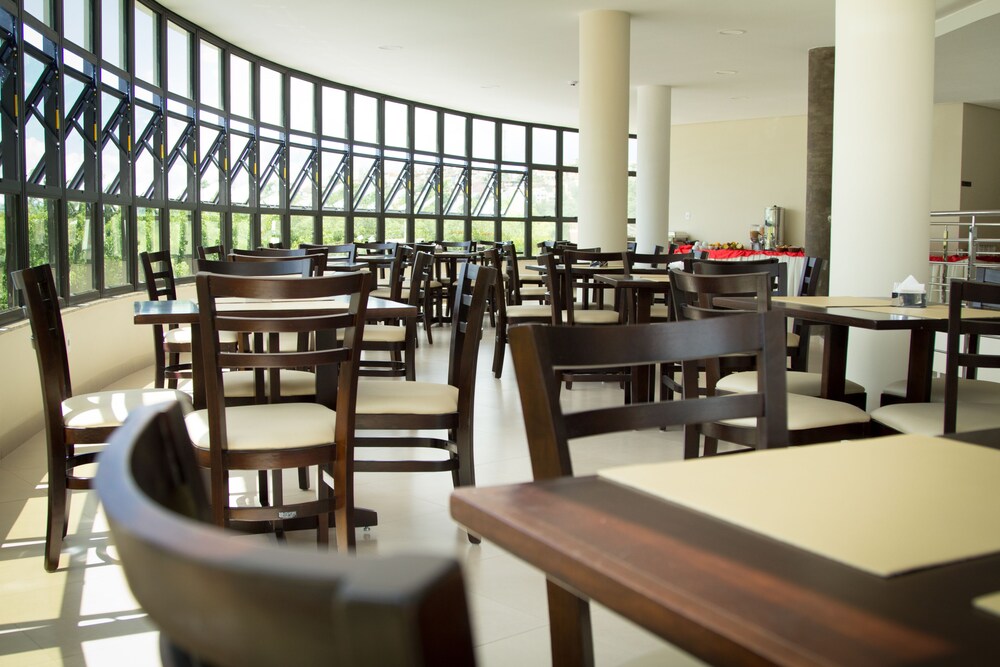 minas platinum hotel and convention