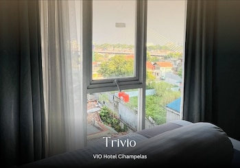 vio cihampelas