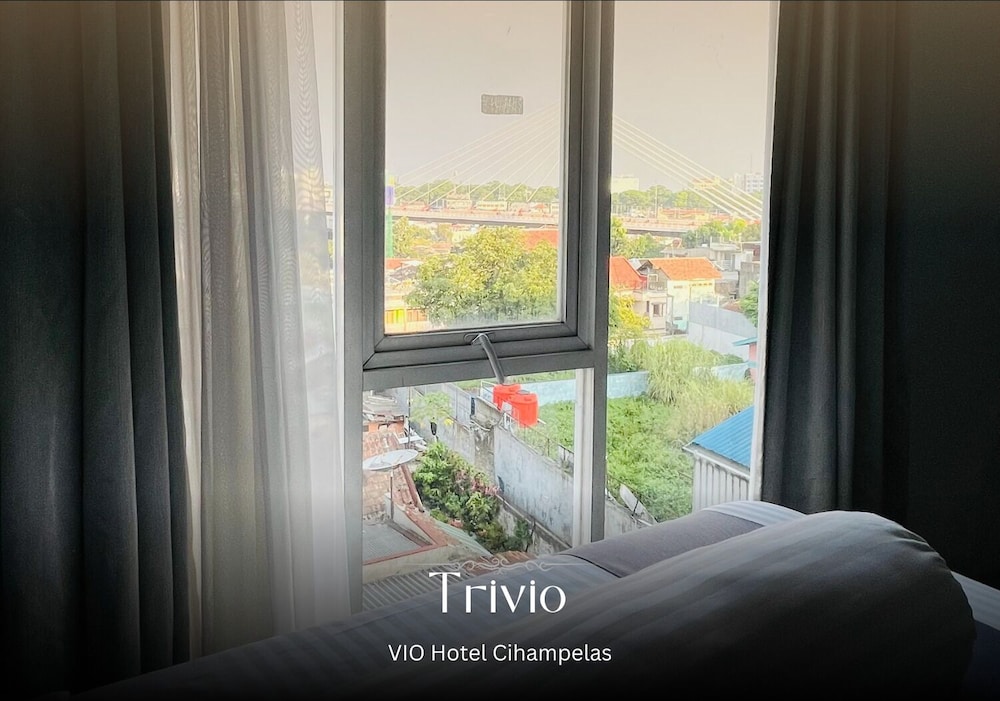 vio cihampelas