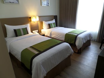 estrella hotel and conference