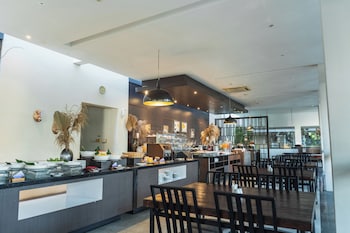 estrella hotel and conference