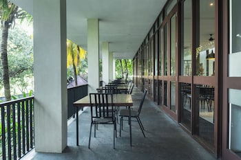 estrella hotel and conference