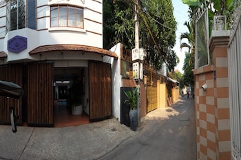 yk art house