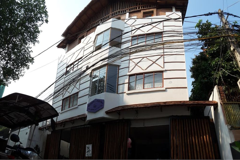 yk art house