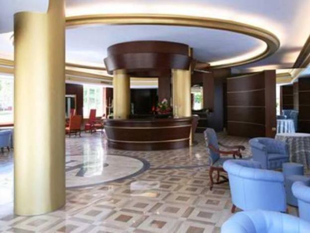 hotel royal