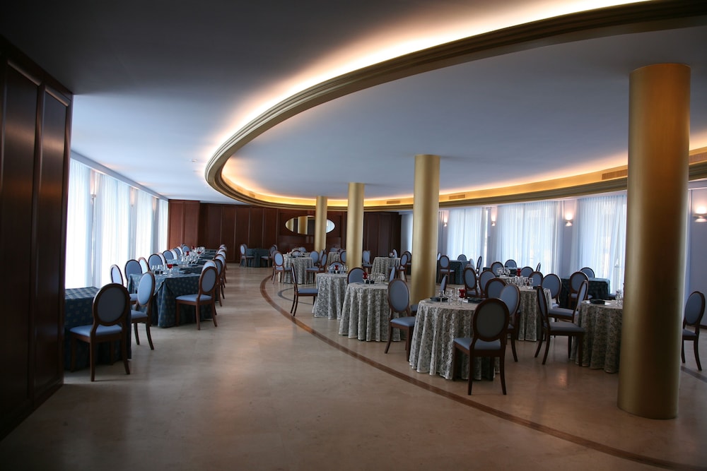 hotel royal