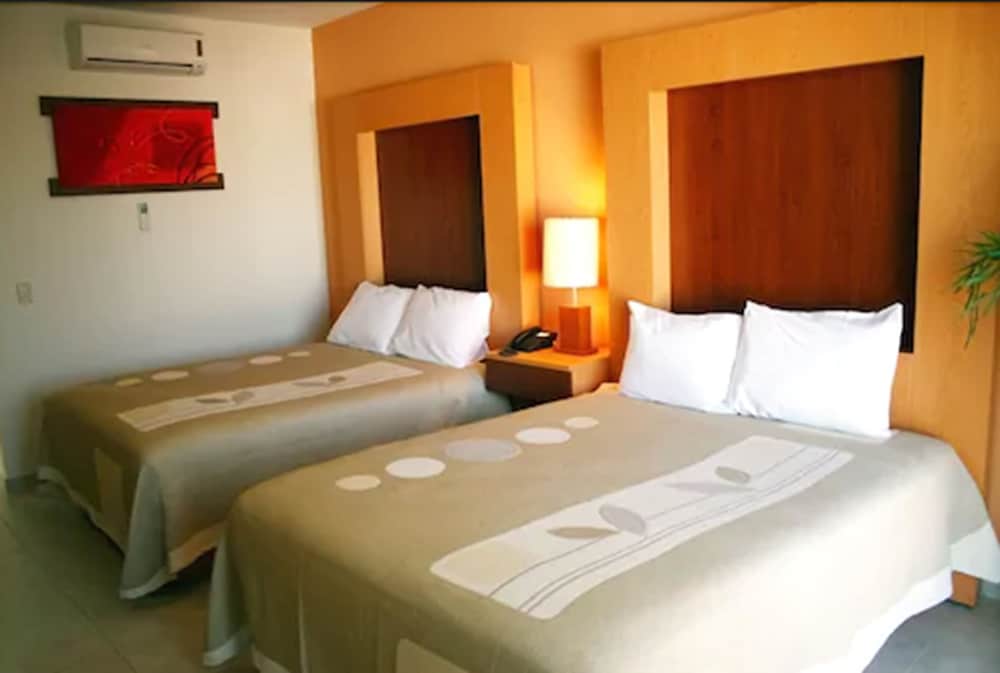hotel real zapopan
