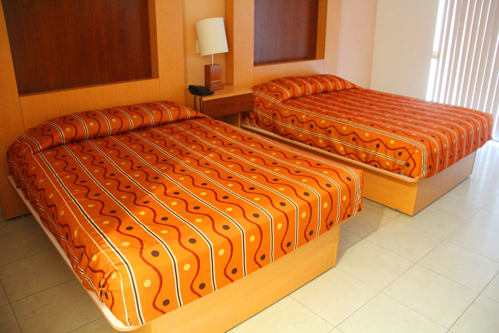 hotel real zapopan