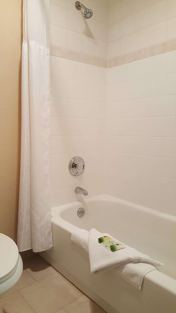 shilo inn elko suites