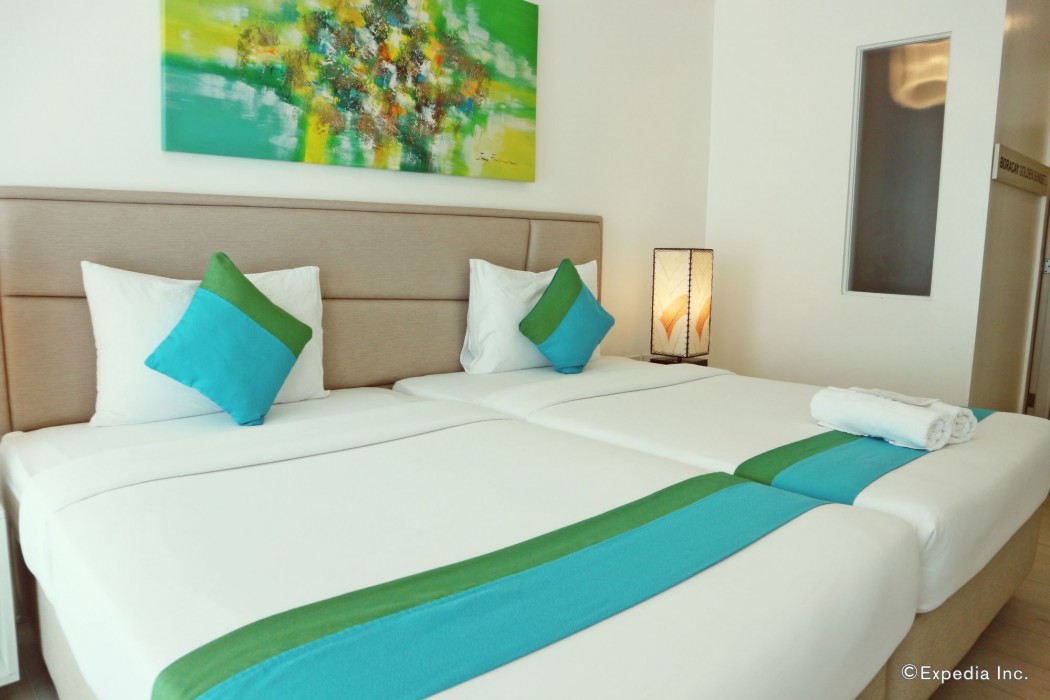 lime hotel boracay