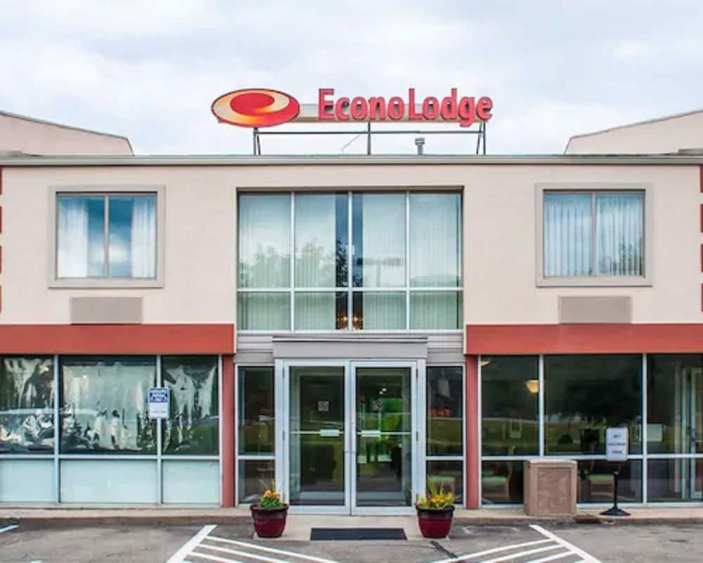 econo lodge elmira corning