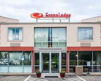 econo lodge elmira corning