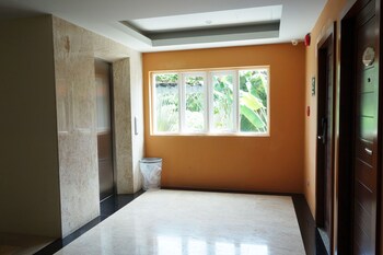 Phuket Ecozy Hotel,Patong>>Kathu,3 star