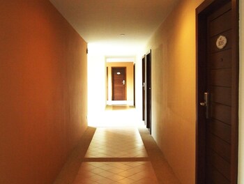 Phuket Ecozy Hotel,Patong>>Kathu,3 star