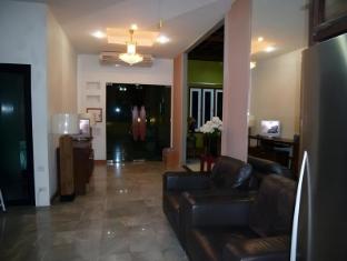 coral grand place bangkok