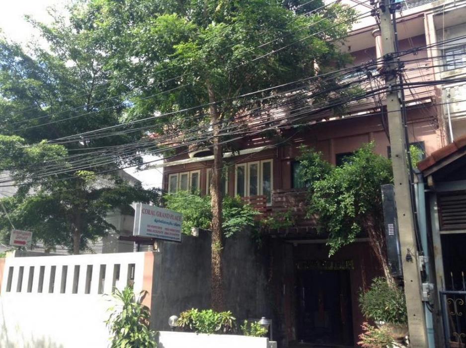 coral grand place bangkok