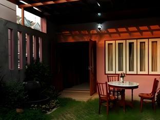 coral grand place bangkok