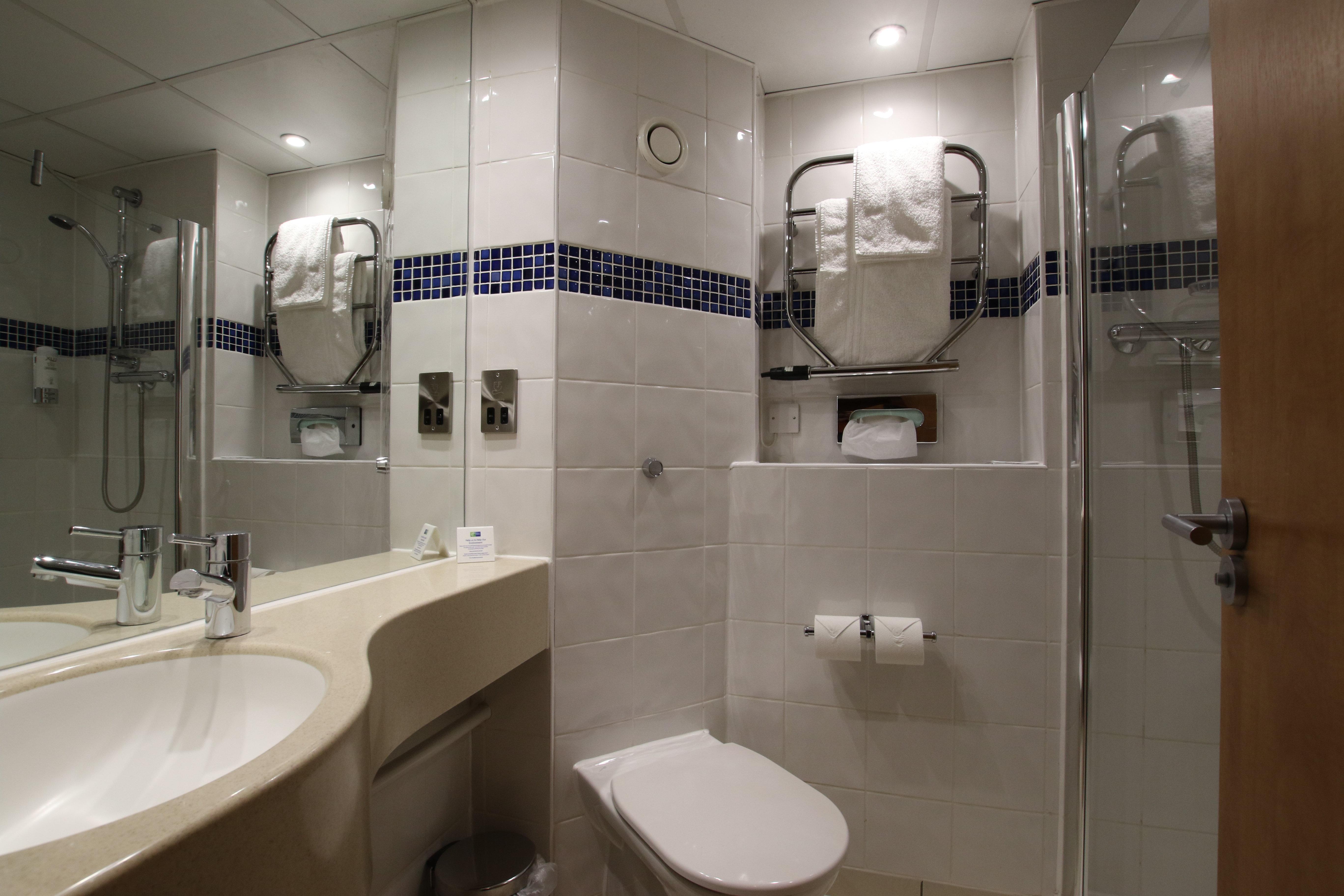 holiday inn express nuneaton by ihg