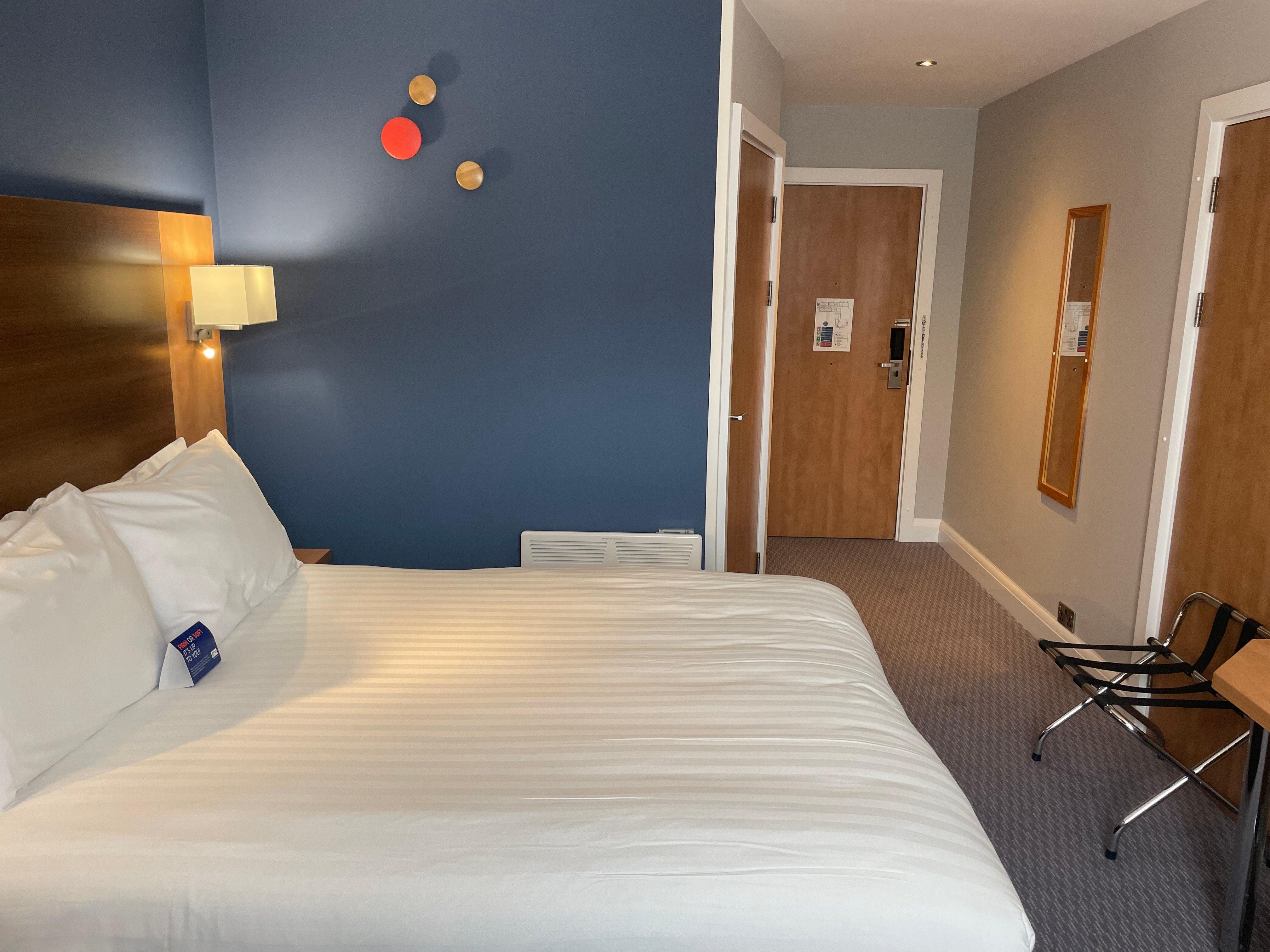 holiday inn express nuneaton by ihg