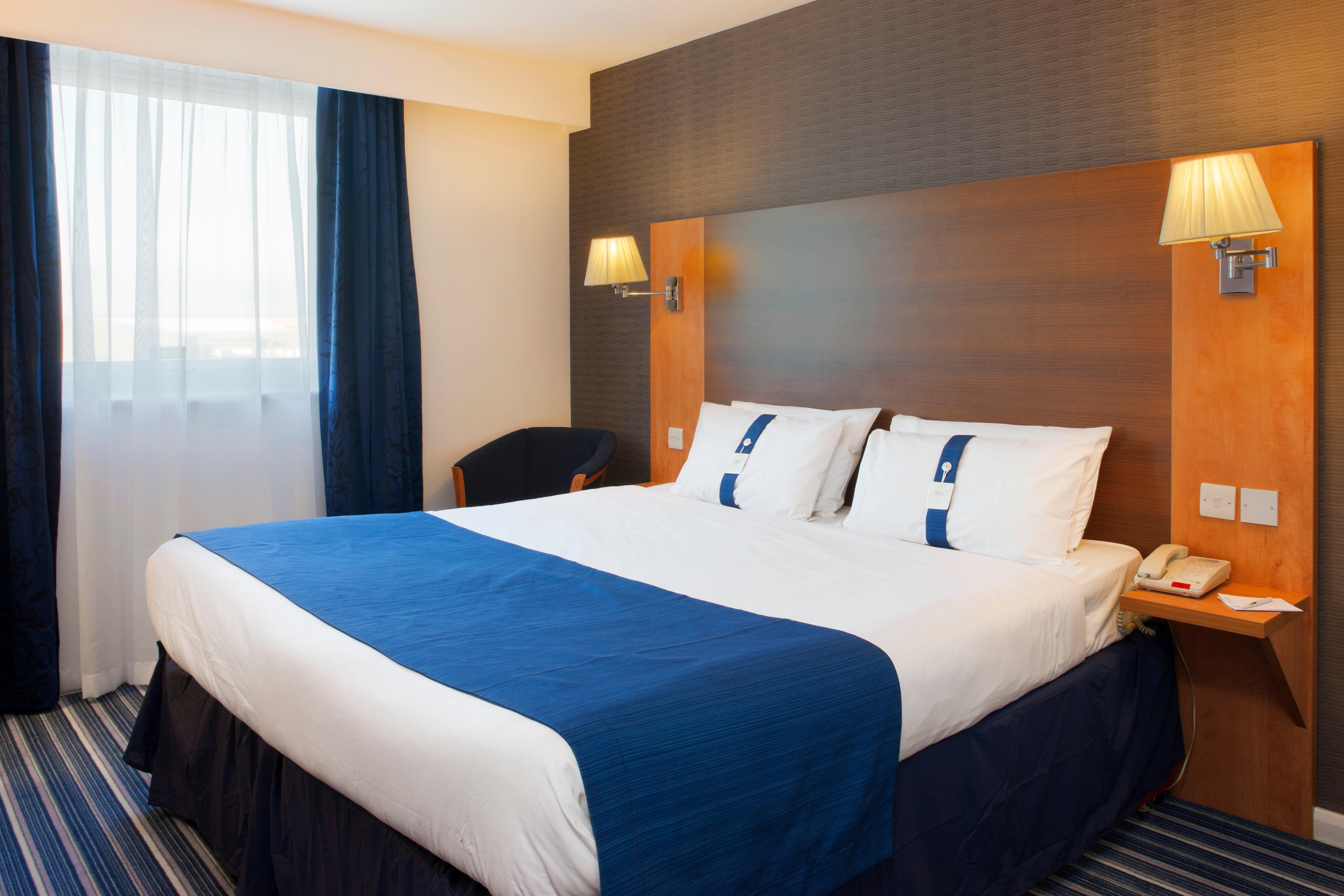 holiday inn express nuneaton by ihg