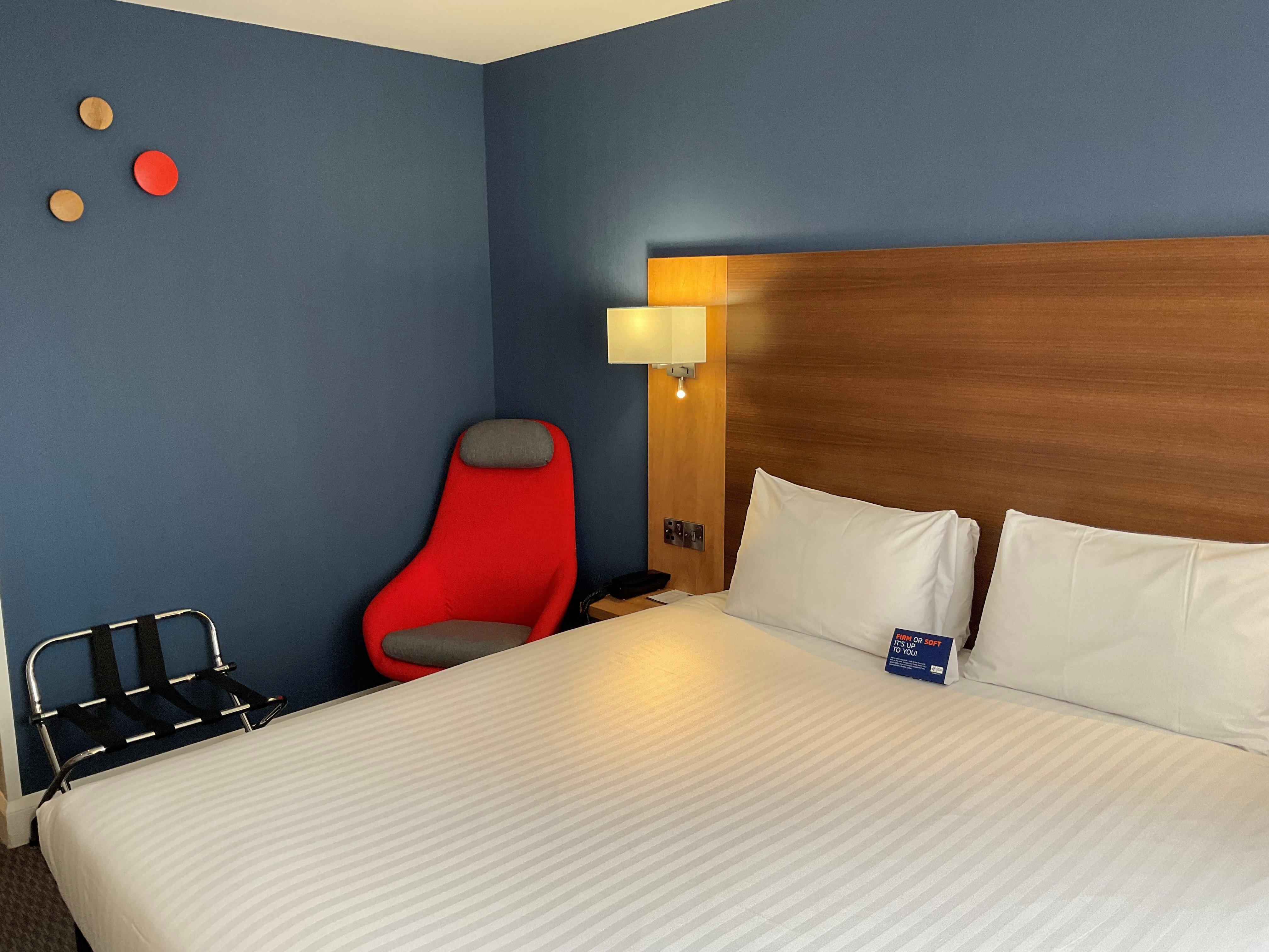 holiday inn express nuneaton by ihg