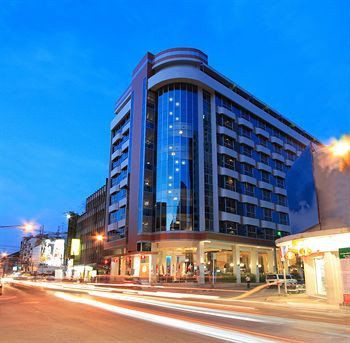 golden crown grand hotel