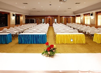 Golden Crown Grand Hotel,In Hat Yai (Downtown Hat Yai),3 star